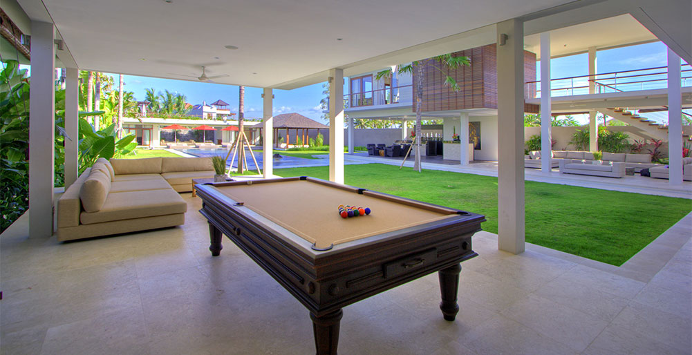 Villa Kalyani - Pool table